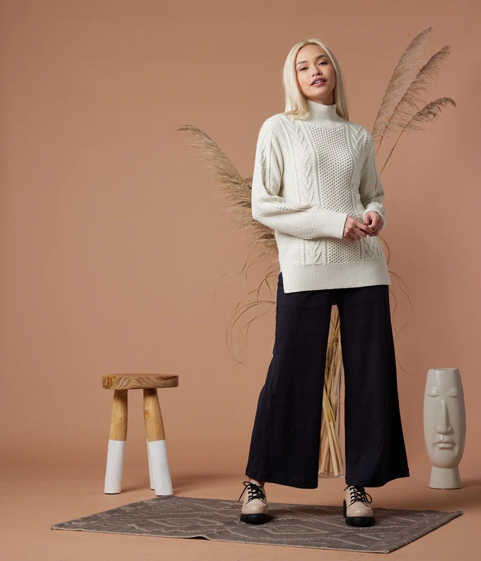 Dallas Sweater, Stone – Seams Better