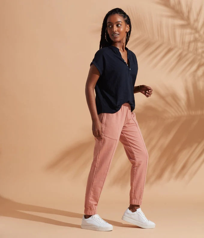Genesis Jogger, Blush