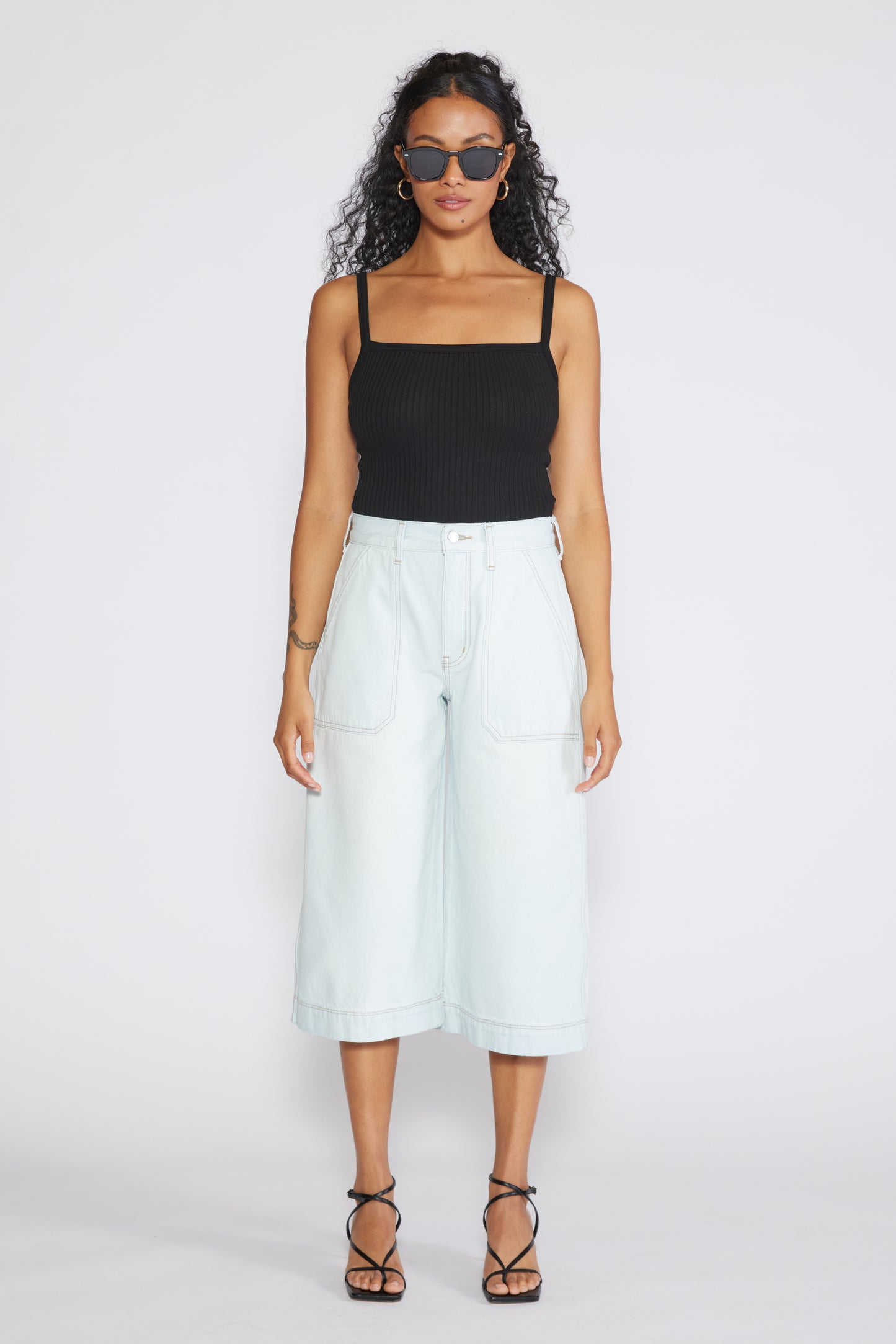 Darcy Culotte, Desert Island