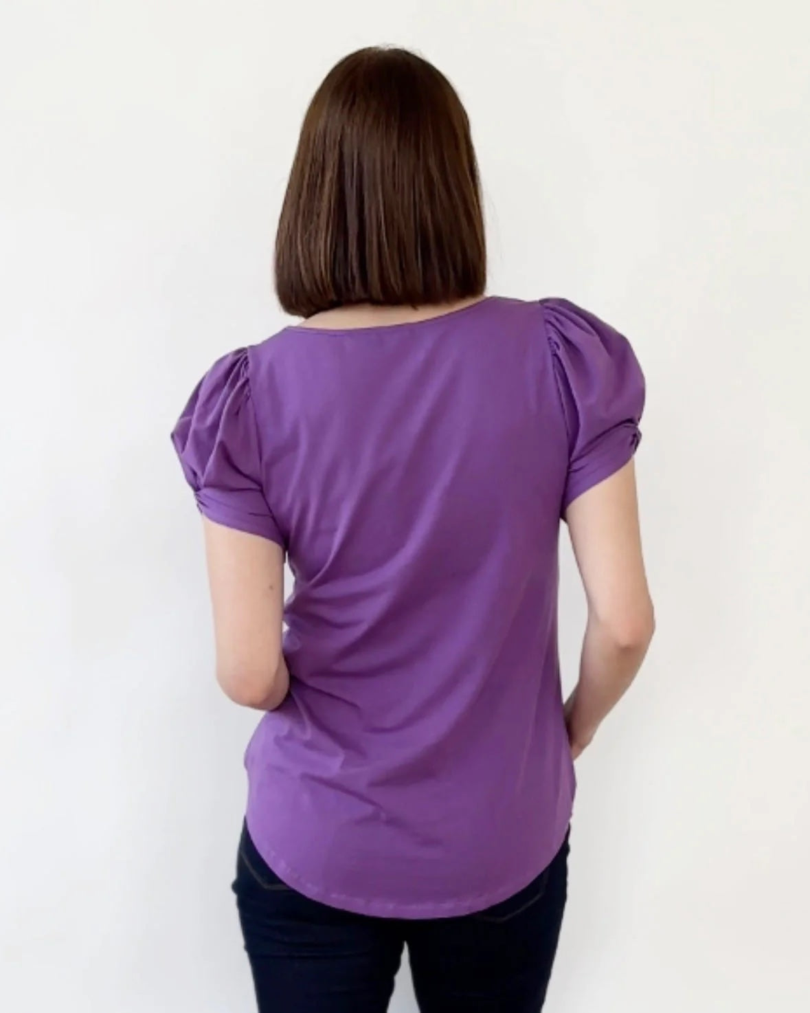 Leona Tee, Purple