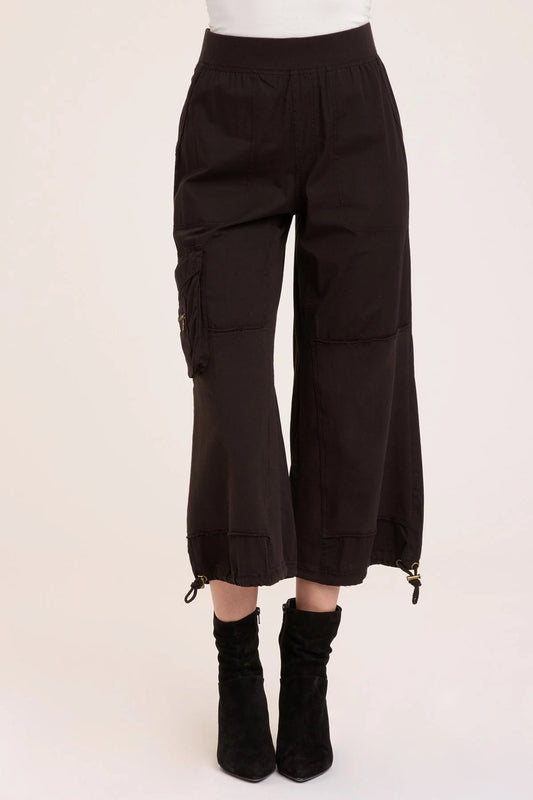 Numa Cargo Crop, Black