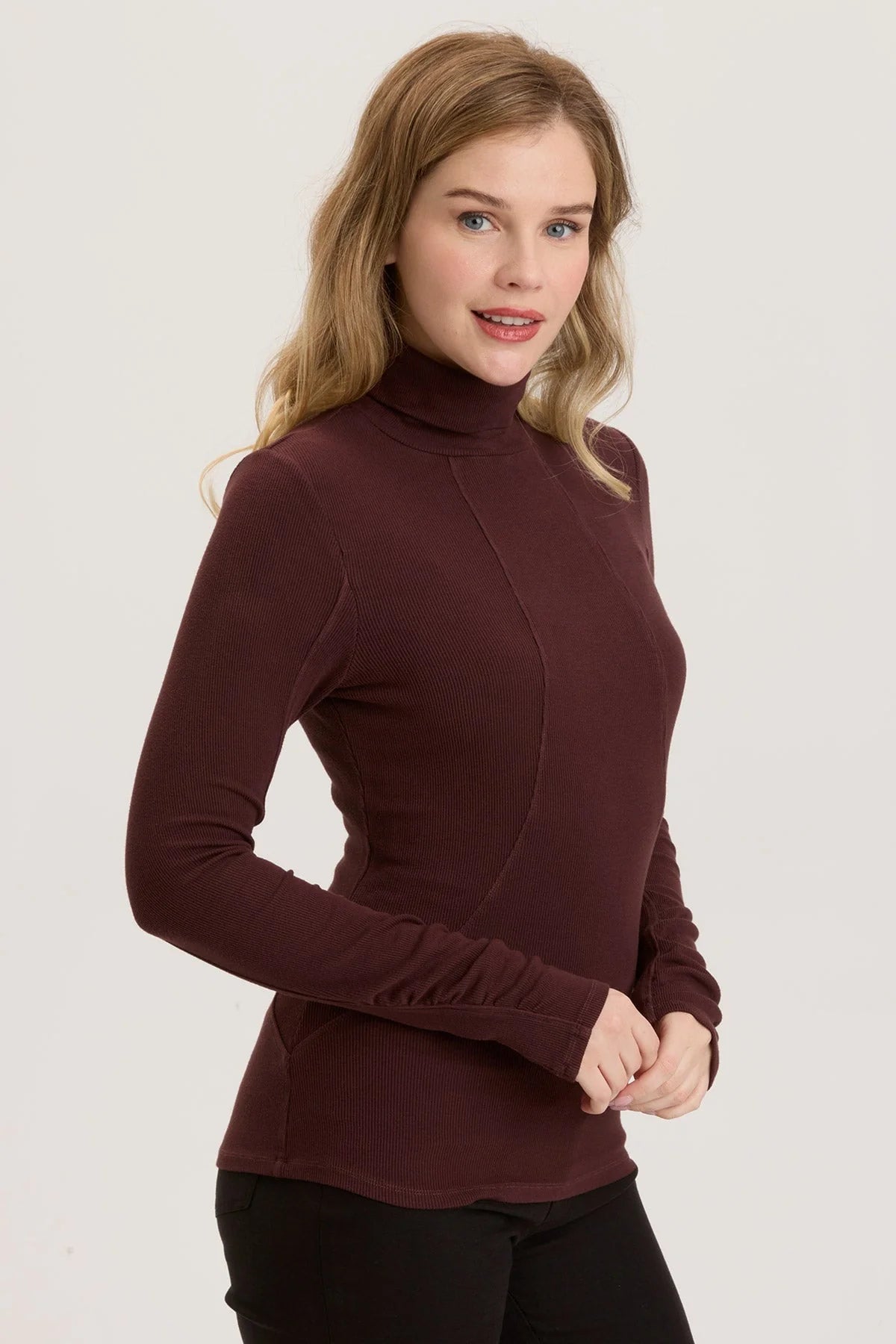 Rib Sorren Turtleneck, Sarsaparilla