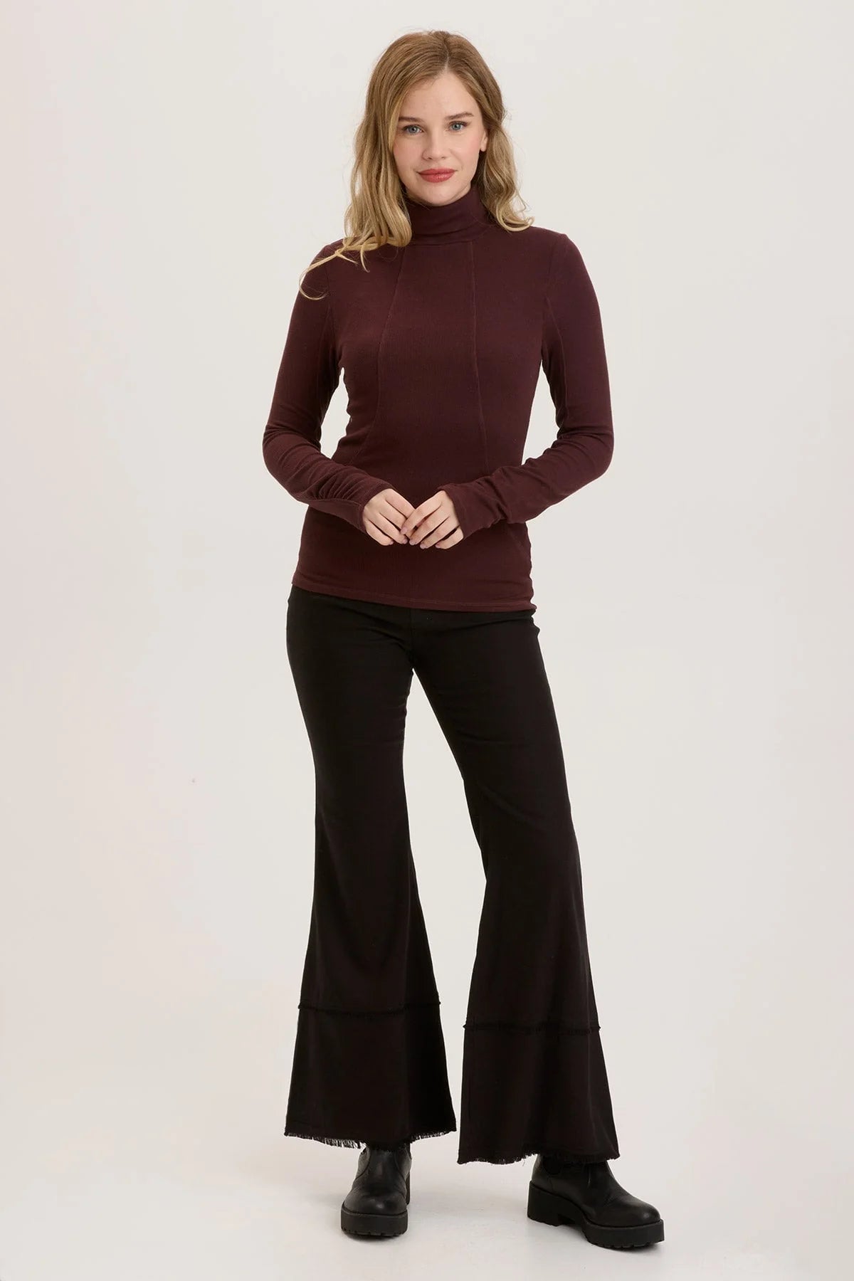 Rib Sorren Turtleneck, Sarsaparilla