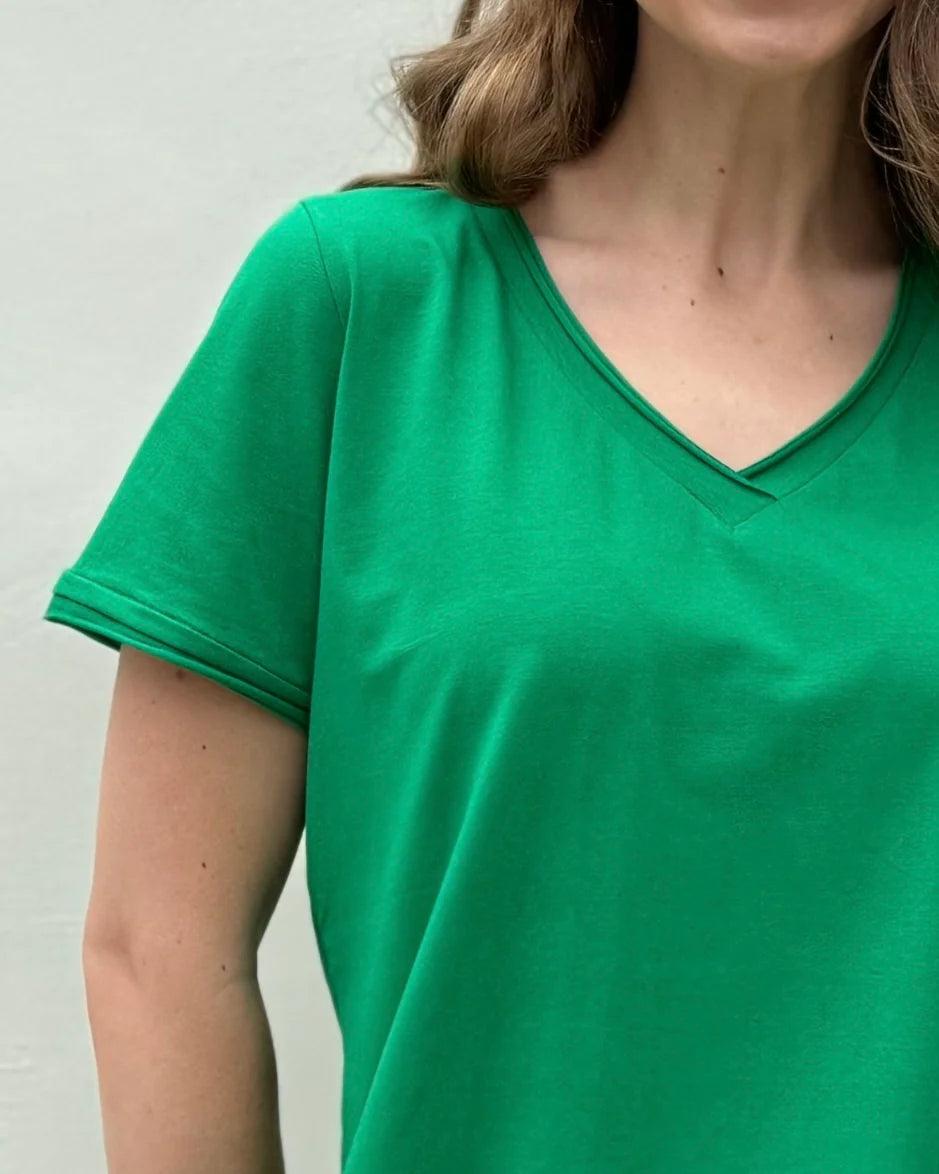 Ridge V-Neck Tee, Leaf Green